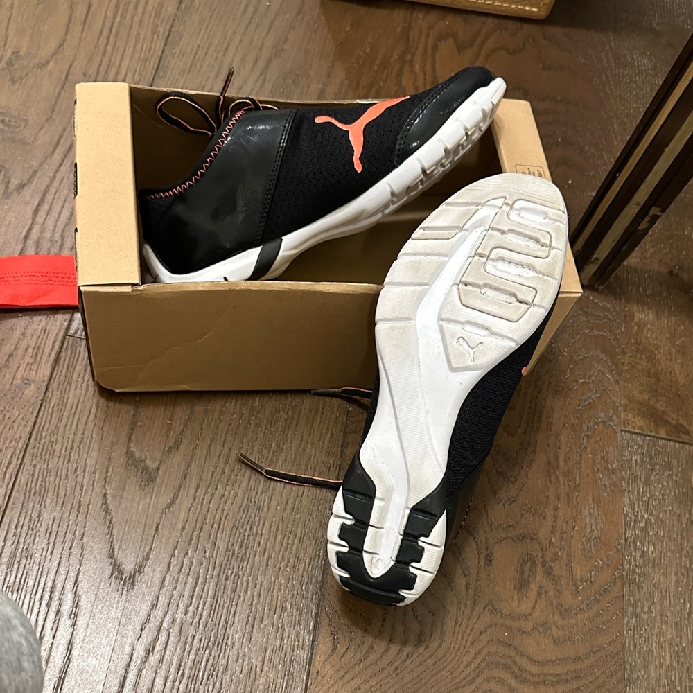 Puma Future Cat Super Light Black and Steel Gray Sneakers